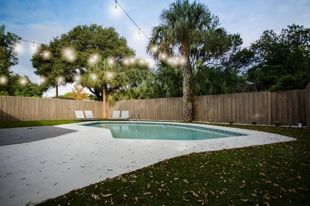 Pool Vacation Home South Tampa 3Br 2Ba USA