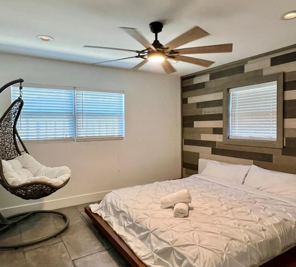 Pool Vacation Home South Tampa 3Br 2Ba 0*,  USA